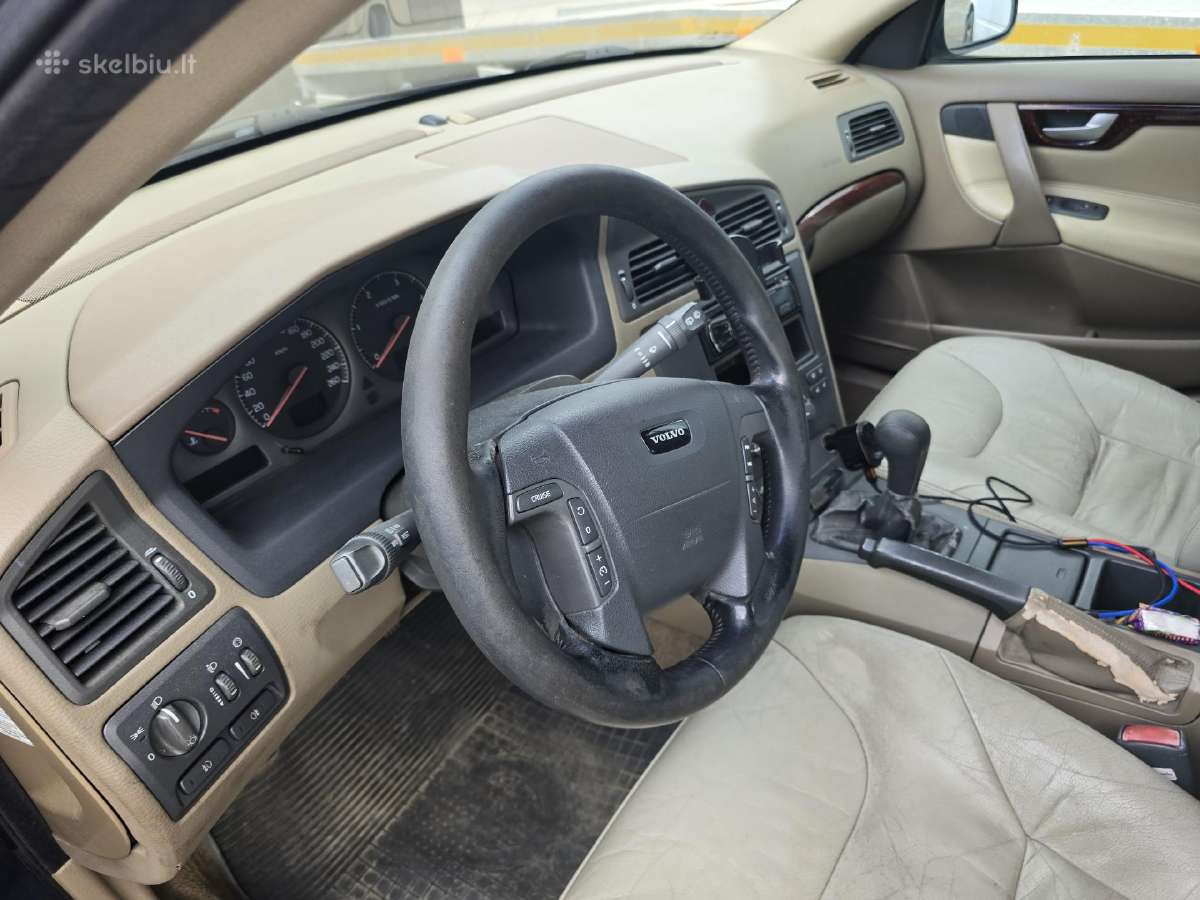 Parduodu Volvo v 70,2,5D 103kw Mažeikiai. - nuotraukos Nr. 3