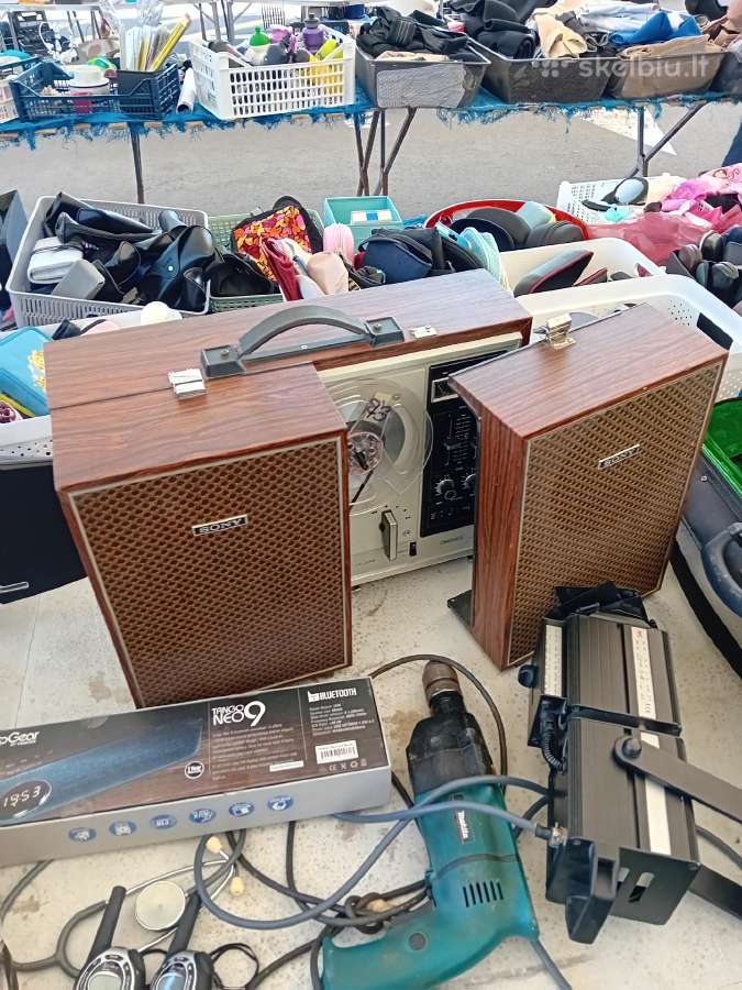 Daug audio koloneliu pigiai