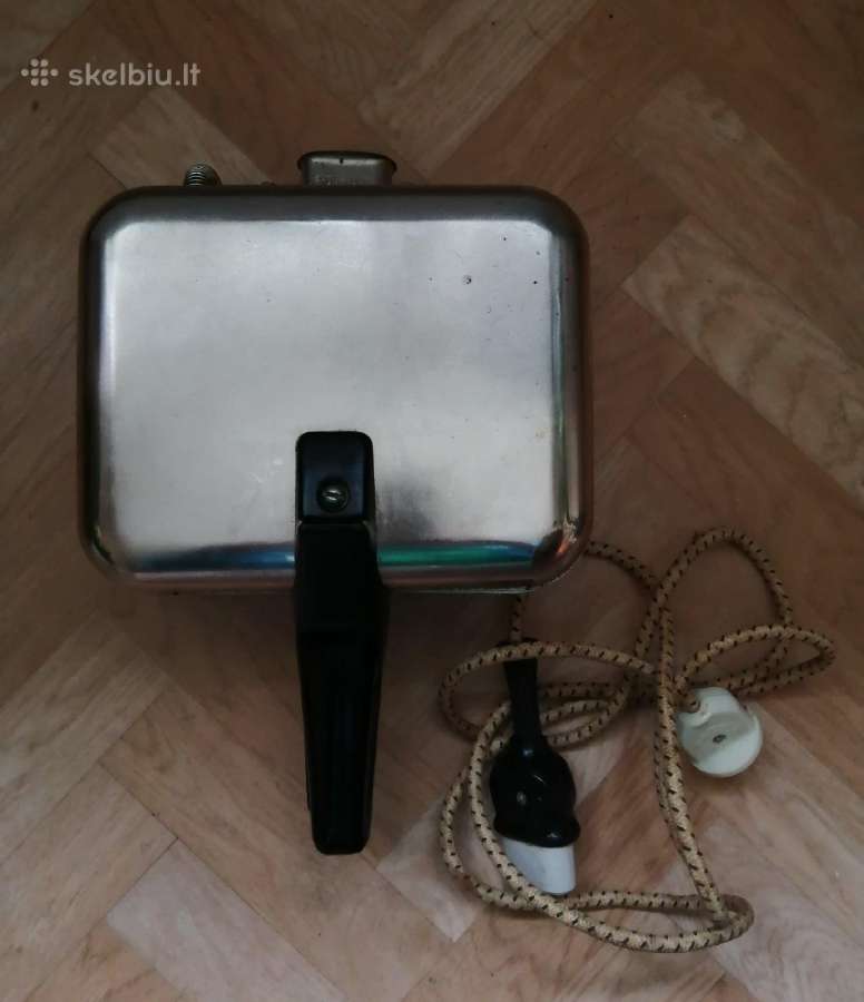 Senovinė elektrinė vaflių keptuvė