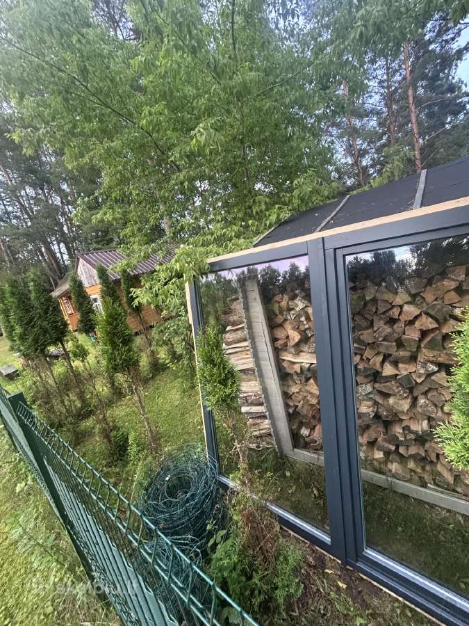 Medinis dvieju stiklu naujas langas