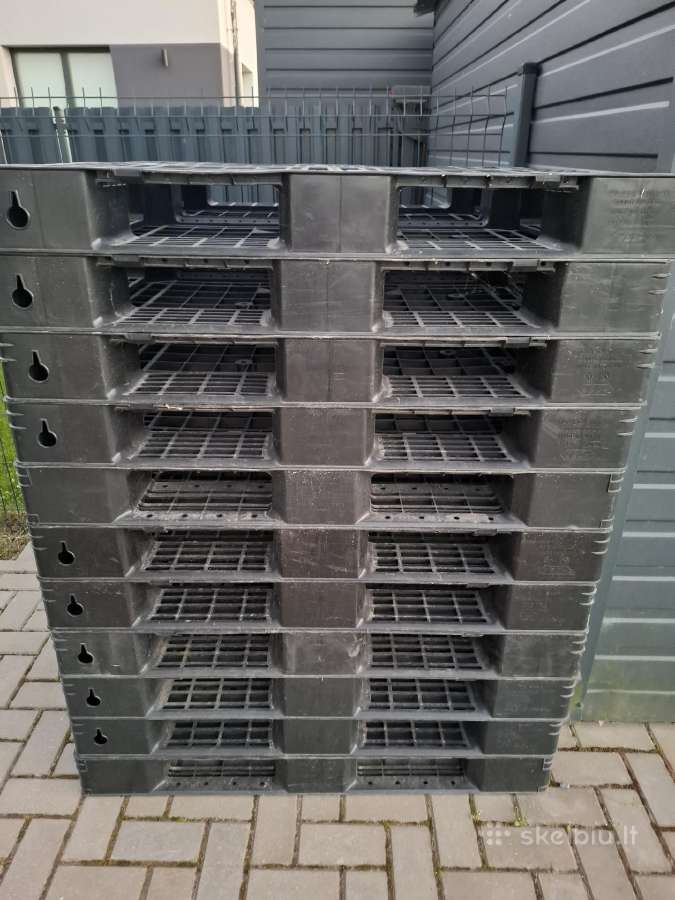 Plastikinės naudotos paletės