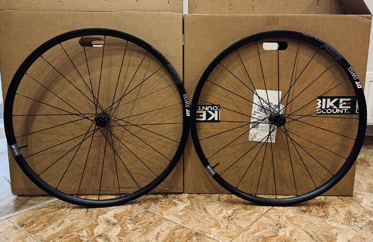 DT Swiss C 1850 Spline ratai 28 disc