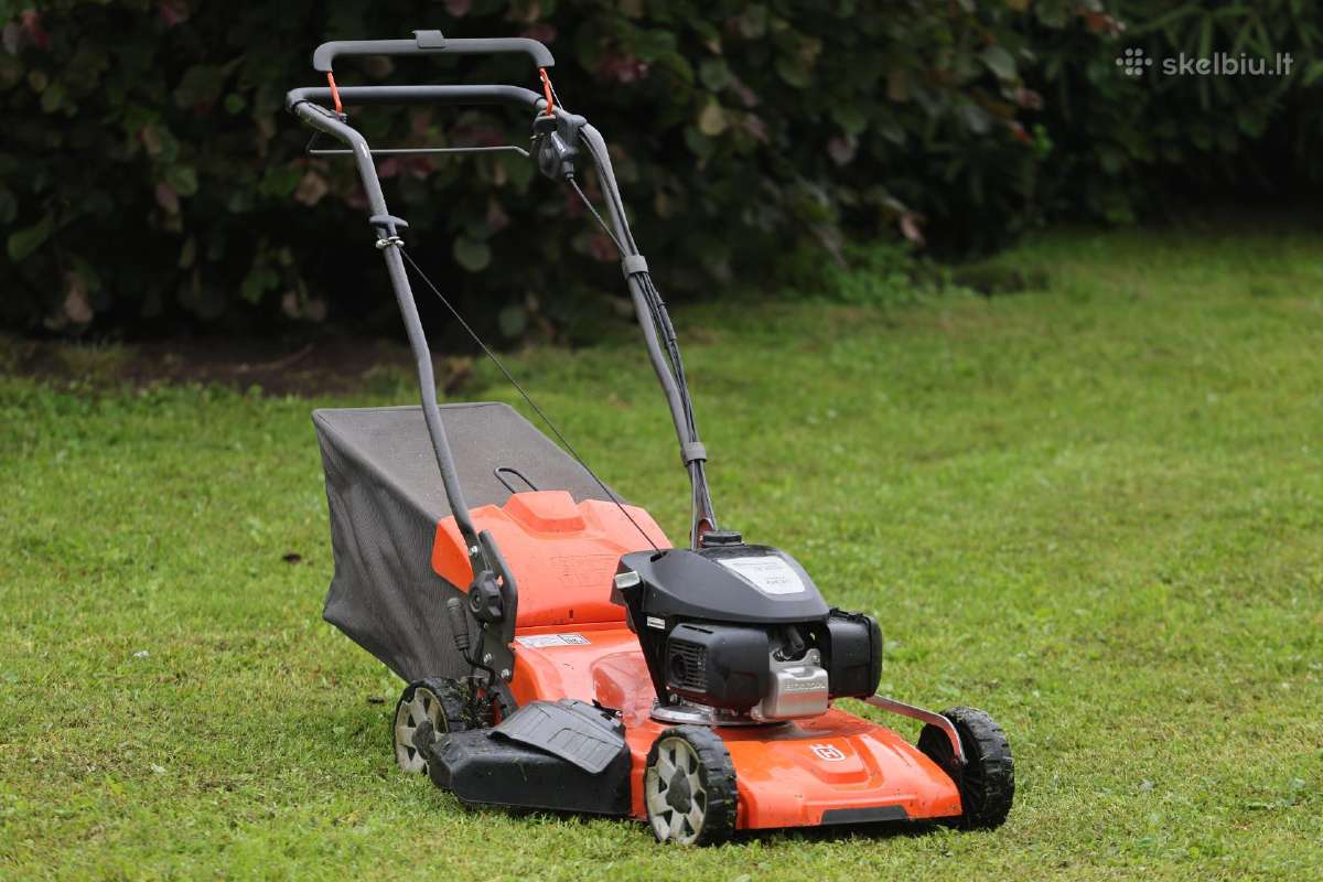 Husqvarna Lc 356vp vejapjovė 56cm Honda variklis