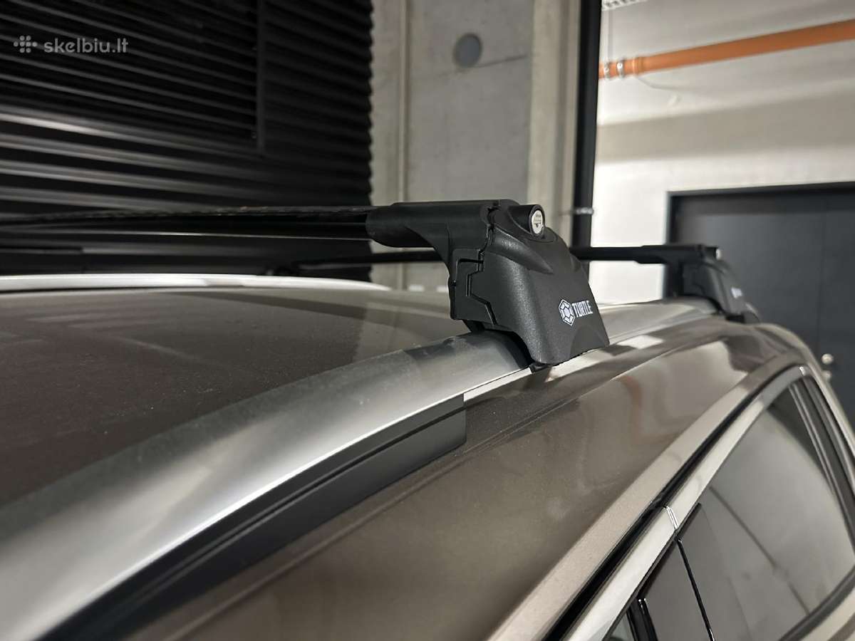Juodi stogo skersiniai VW Tiguan