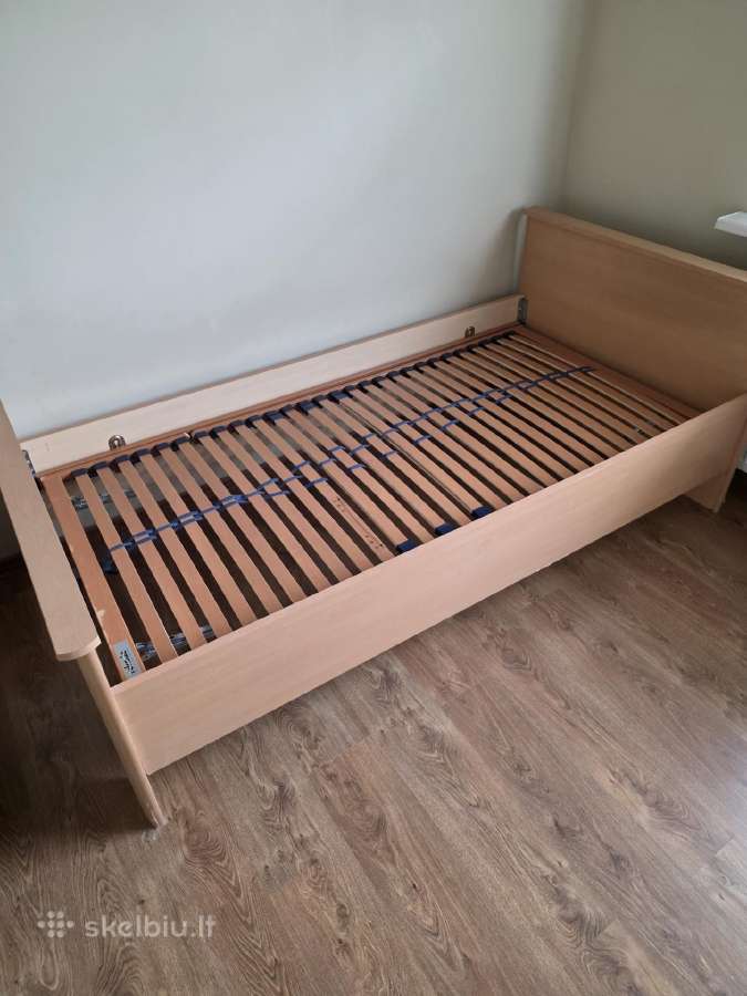 Lovos grotelės