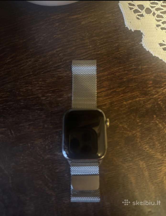 Watch 10