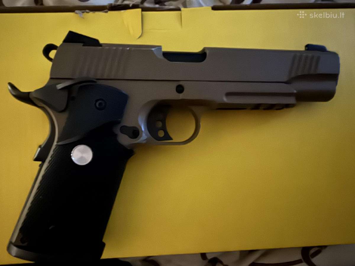 Airsoft pistoletas