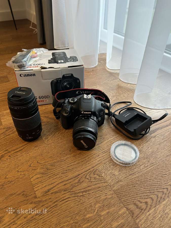 Canon EOS D600