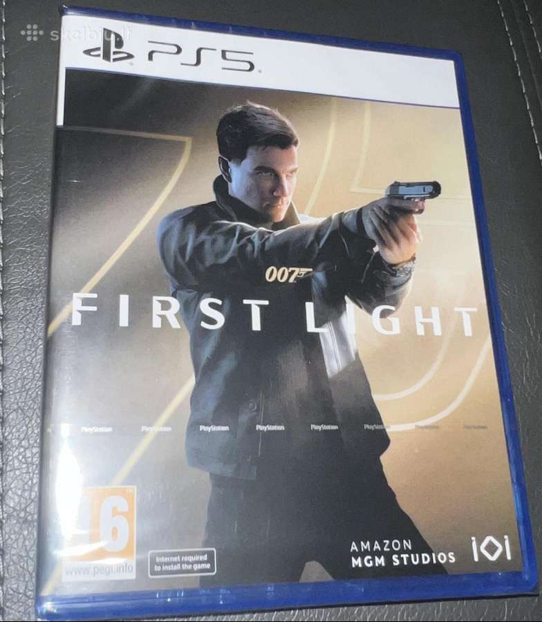 007 first light