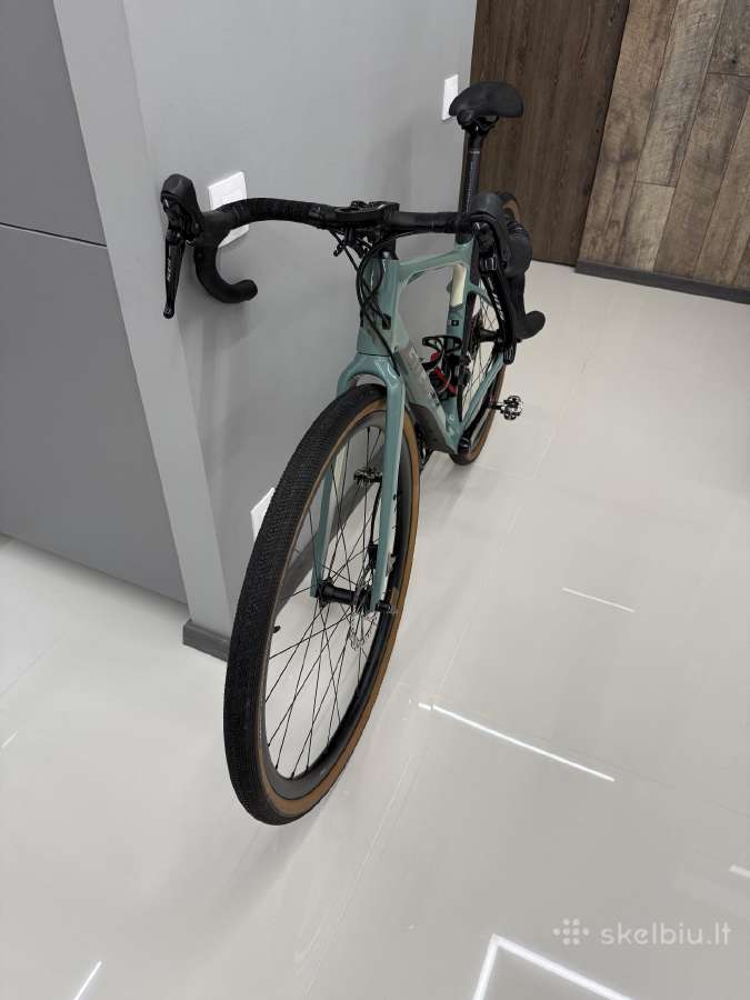 Giant Revolt Advanced, dydis S - nuotraukos Nr. 5