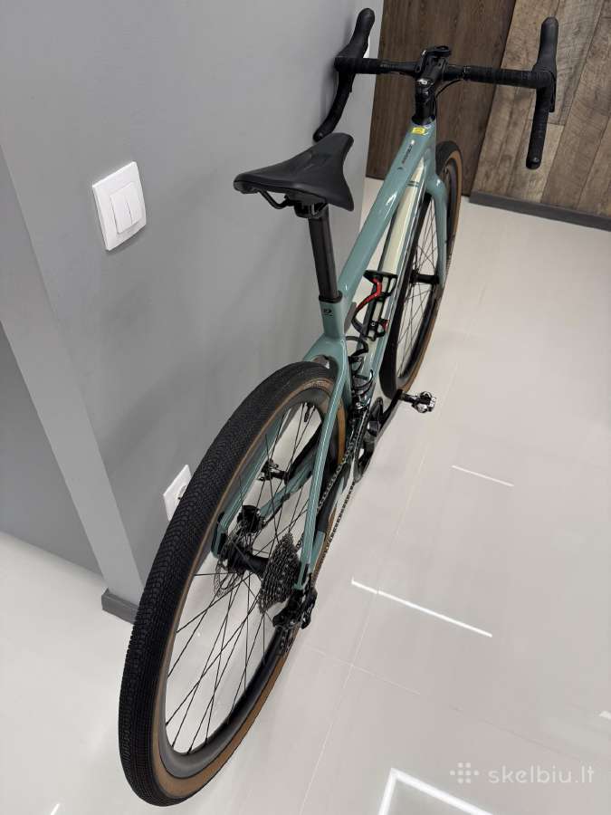 Giant Revolt Advanced, dydis S - nuotraukos Nr. 9