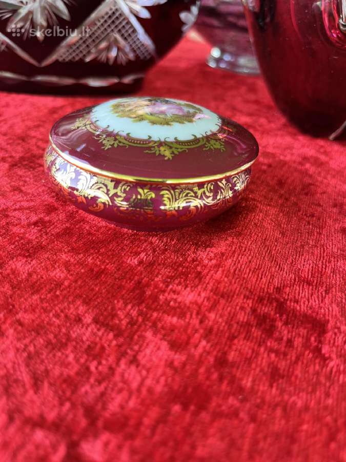 Limoges porceliano dėžutė