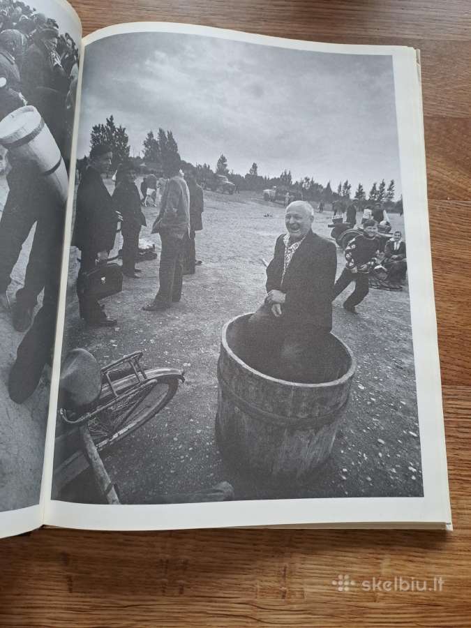 A. Macijauskas Kaimo turgūs 1992 m. - nuotraukos Nr. 3