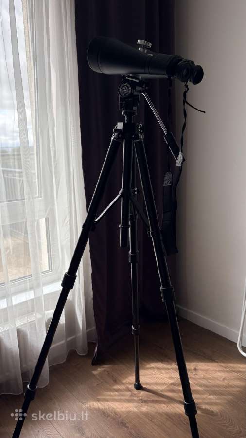 Celestron Skymaster 20x80