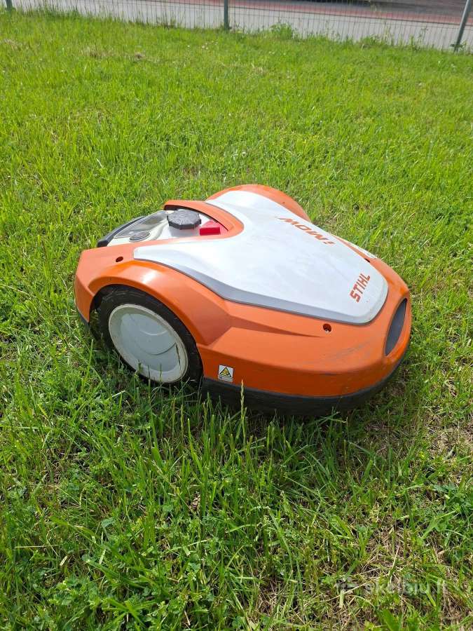 Vejos robotas Stihl Rmi 632 imow