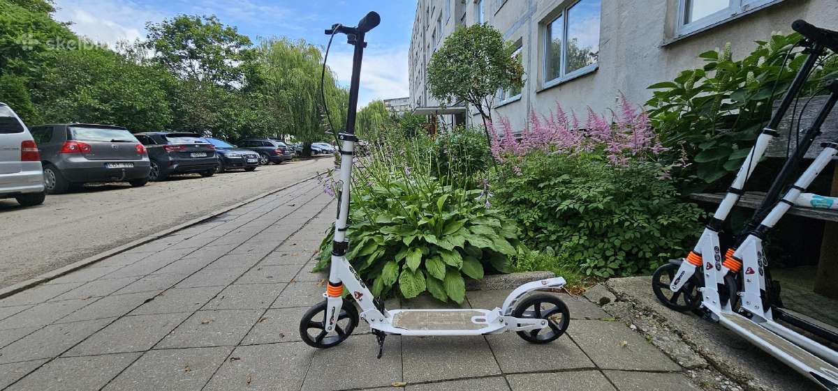 Naudoti paspirtukai Urban Scooter - nuotraukos Nr. 2
