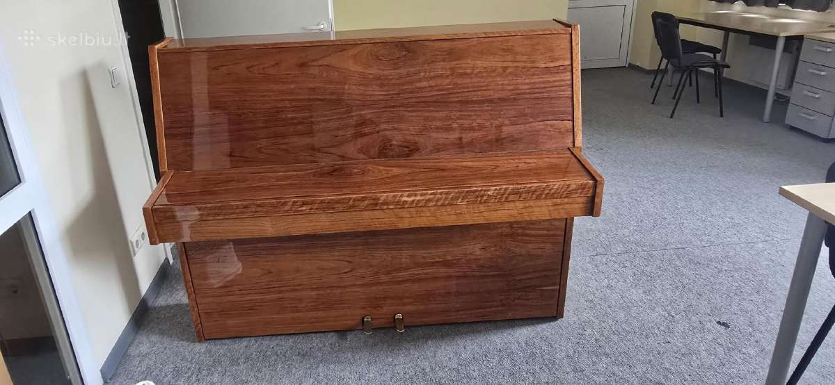 Pianinas "Ryga"