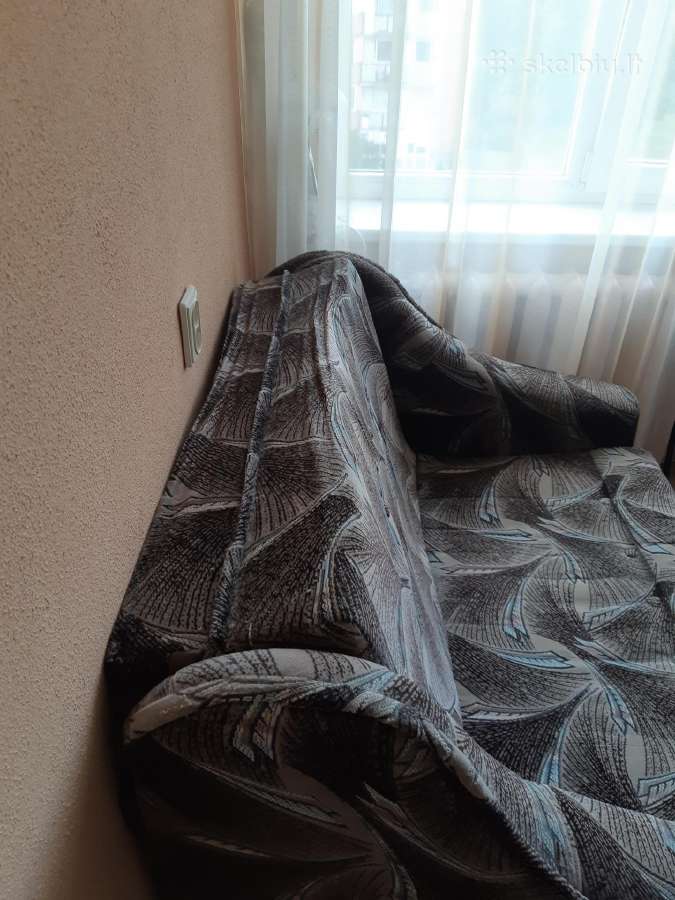 Dovanoju miegamą foteli