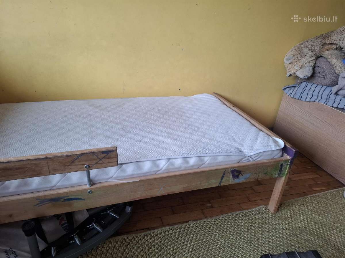 Vaikiška viengulė lova