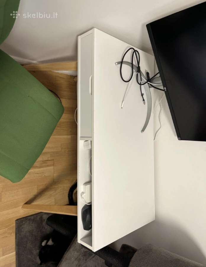 Ikea stalas
