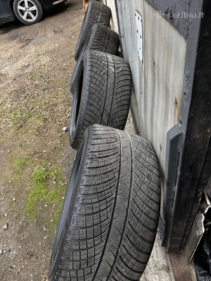 Yokohama Advan Winter V907 R19 - nuotraukos Nr. 2