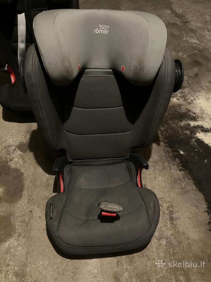 Auto kėdutė
