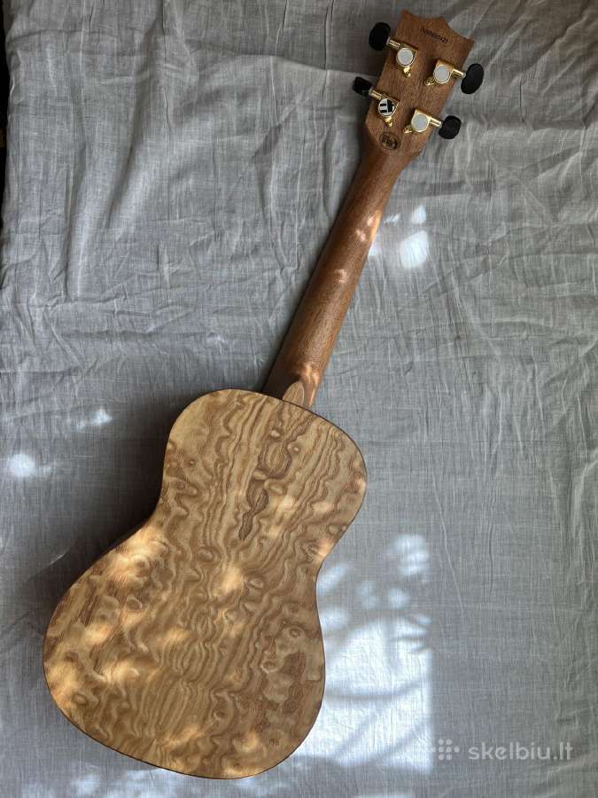 Ukulele - nuotraukos Nr. 3