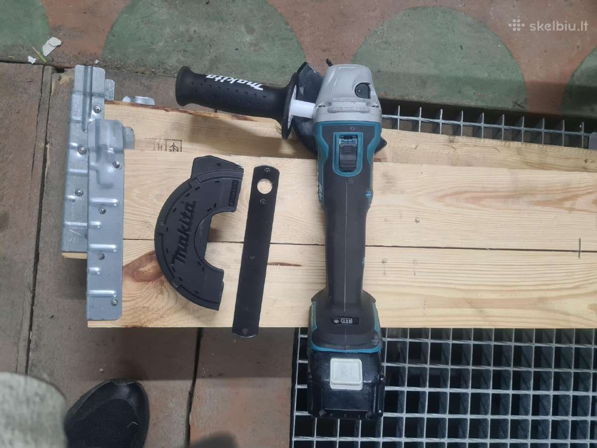 Makita Dga504 type II