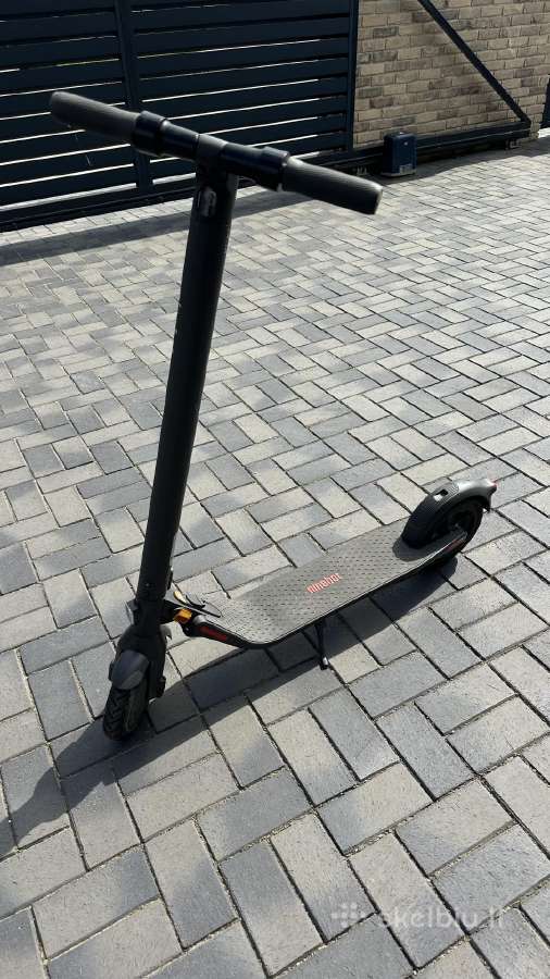 Elektrinis paspirtukas Segway Ninebot, puiki būklė