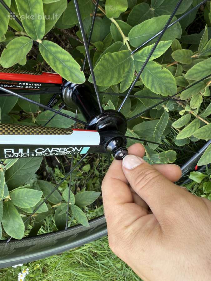 Bianchi Infinito carbon plento M dviratis 54 - nuotraukos Nr. 7