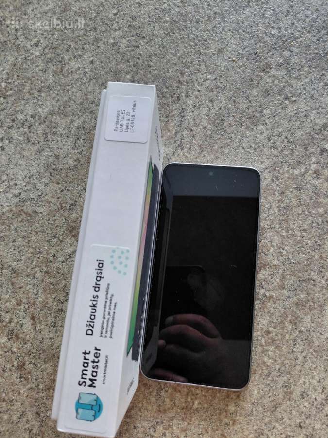 Samsung a56