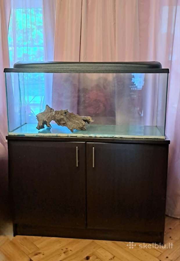 Parduodu 240 L akvariumą