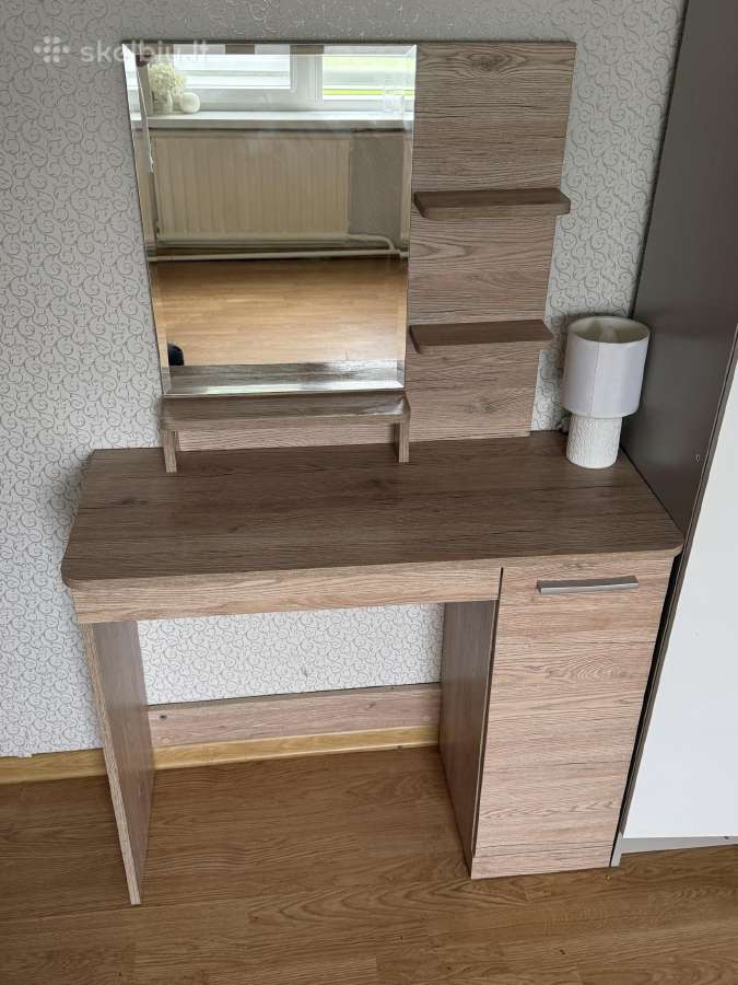 Tualetinis staliukas kosmetinis stalas