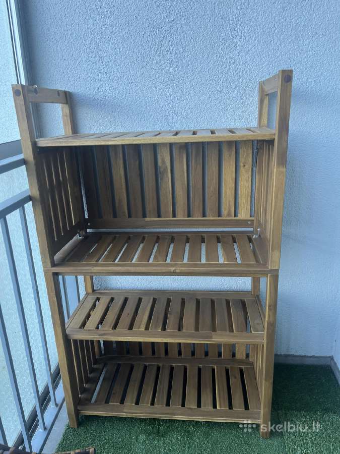 Medinė Ikea lentyna