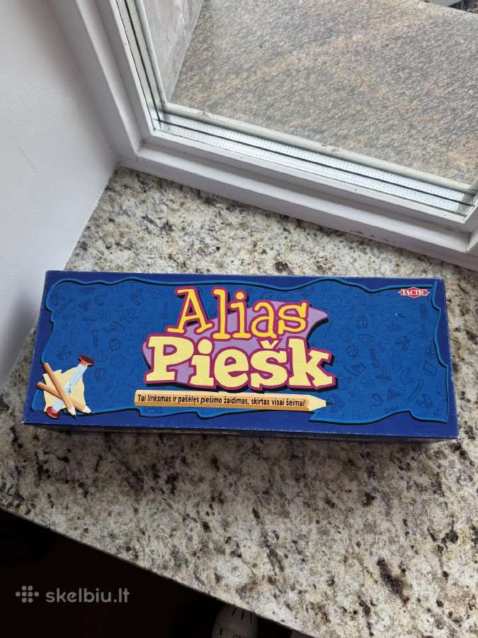 Alias piešk stalo žaidimas