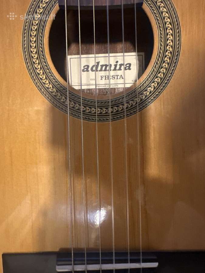 Gitara admira Fhesta - nuotraukos Nr. 3