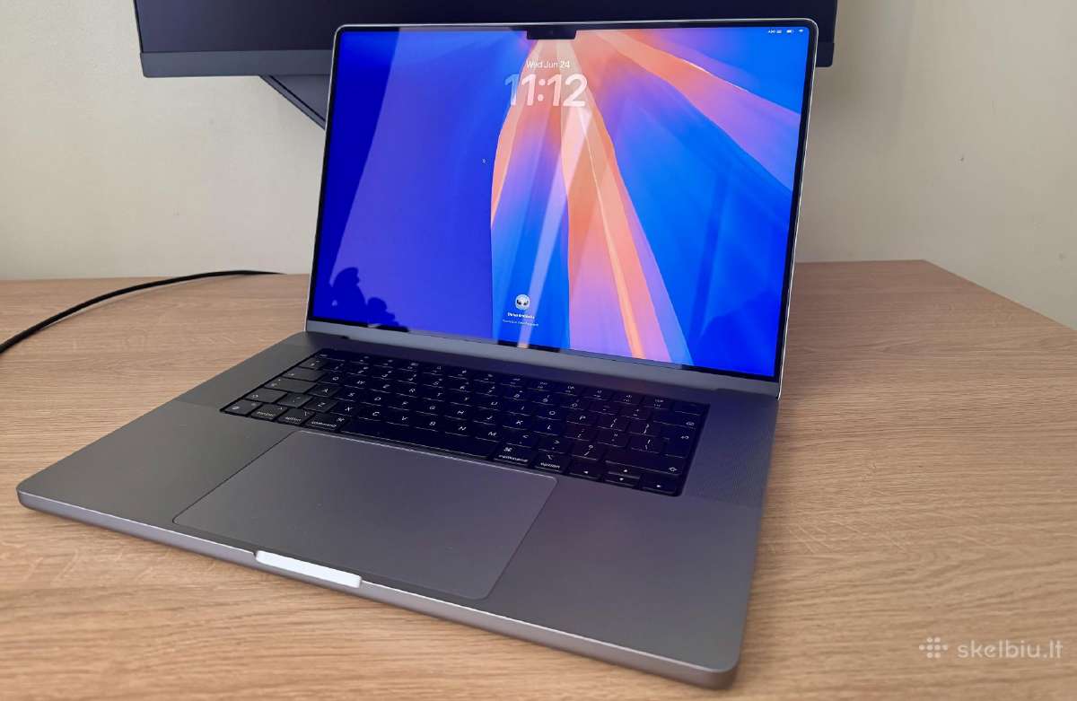 MacBook Pro 16" M1 Pro 16gb / 1tb SSD (2021)