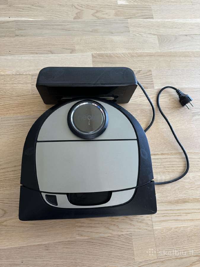 Robotas Neato D7