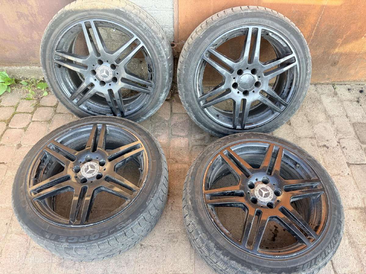 R18 Amg Twin Spoke