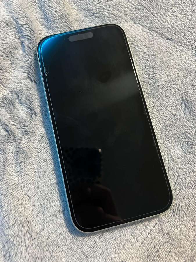 Parduodu puikios būklės iPhone 15 128 GB - nuotraukos Nr. 2