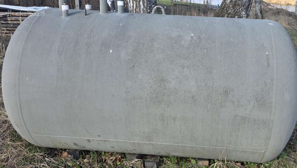 Dujų talpa 2700ltr.