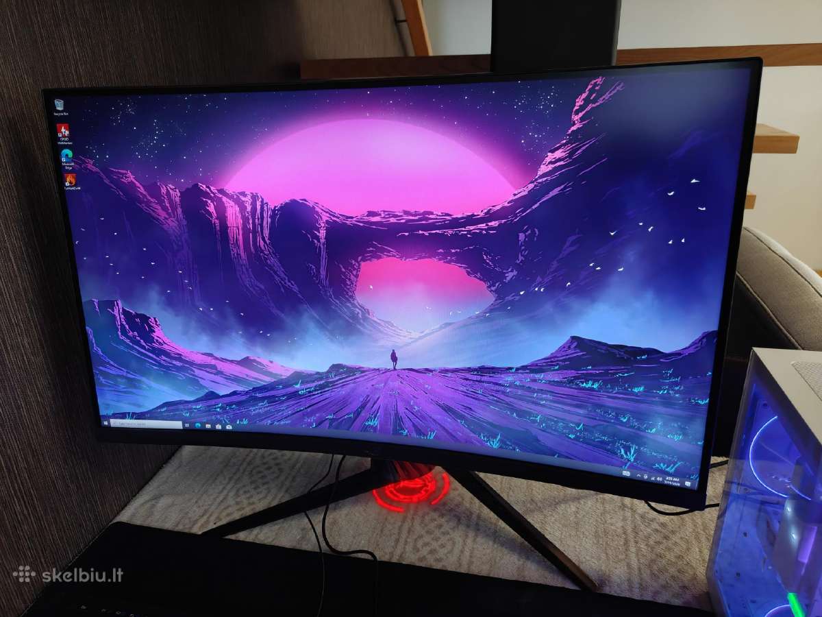 Įvairūs monitoriai žaidimams