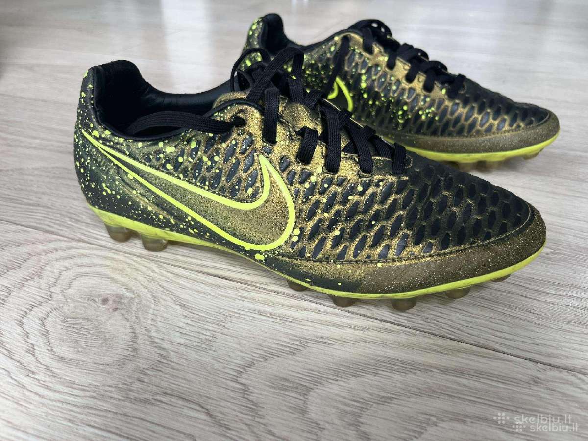 Futbolo bateliai Nike - nuotraukos Nr. 4