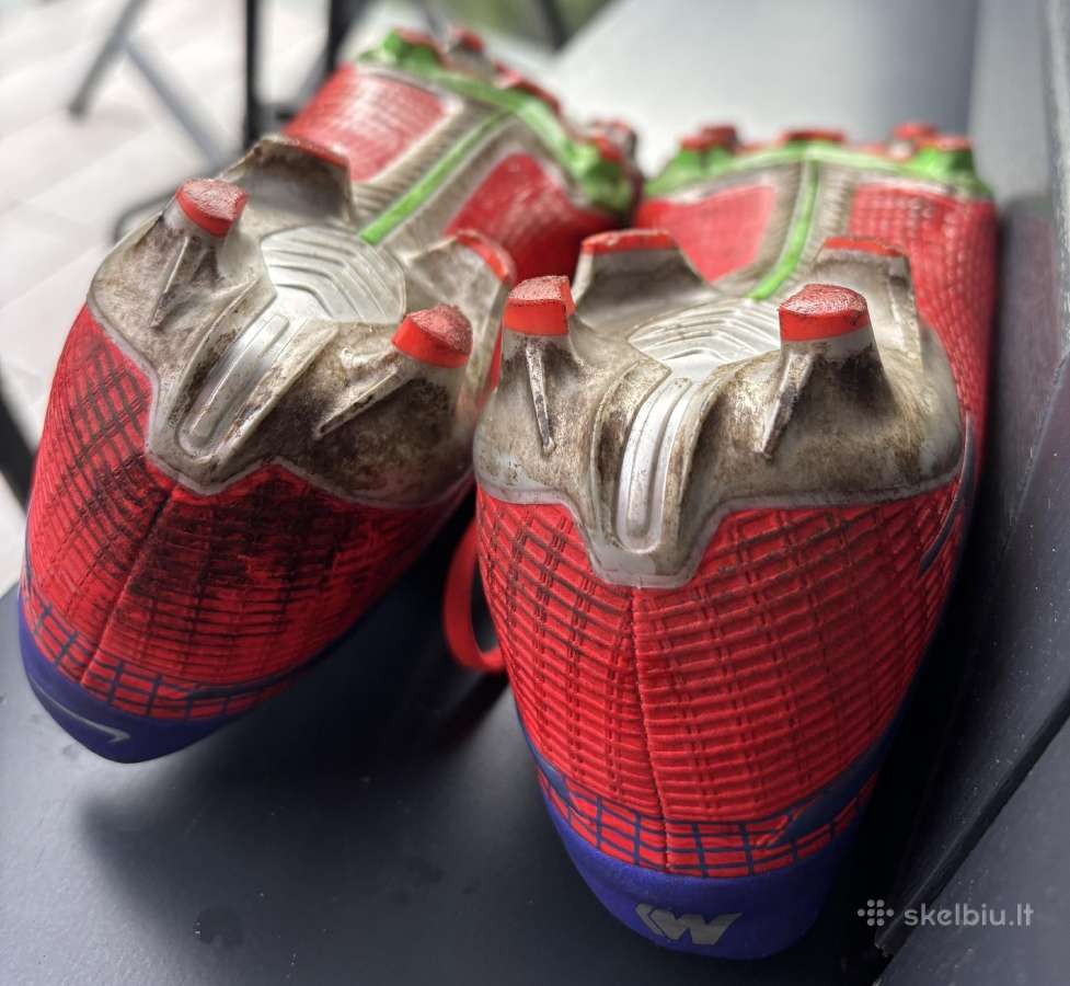 Futbolo bateliai Nike - nuotraukos Nr. 3
