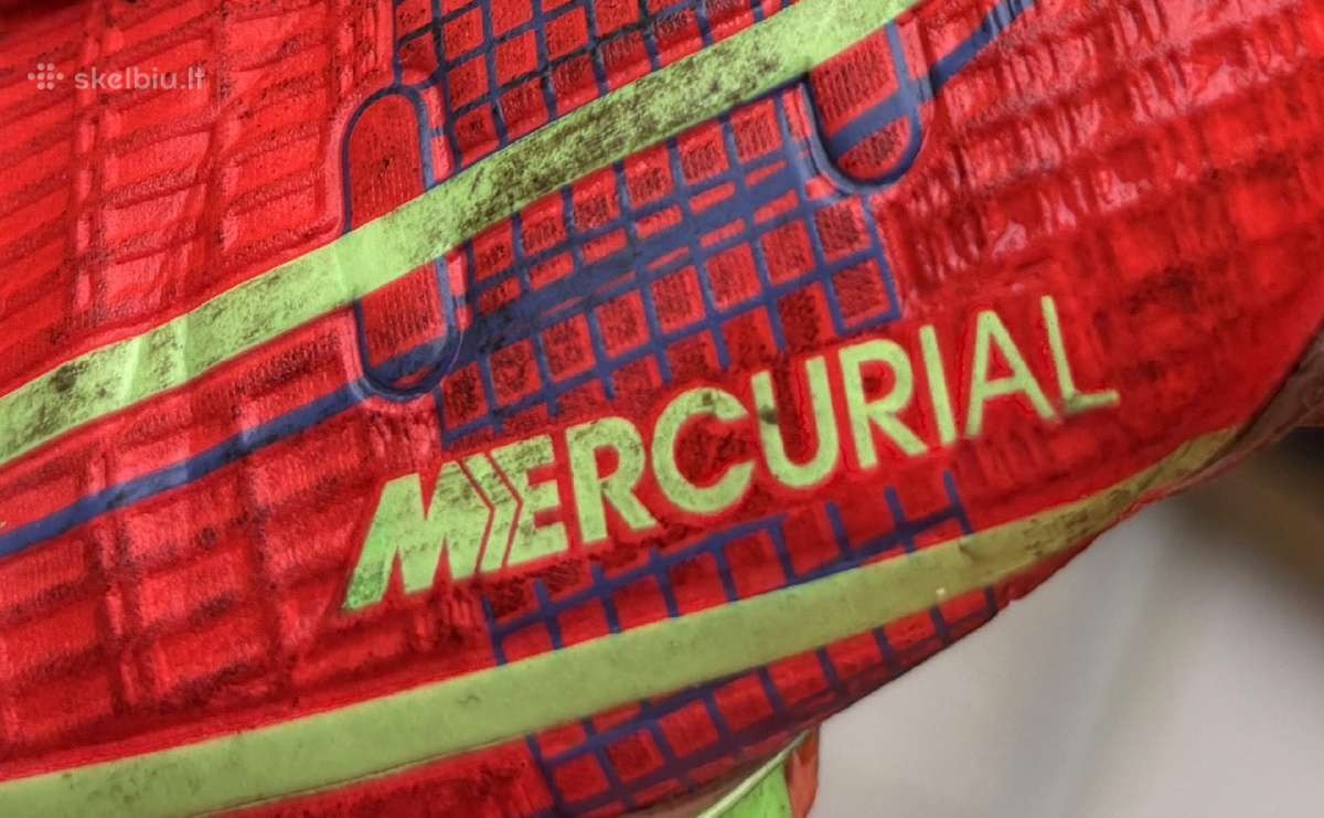Futbolo bateliai Nike - nuotraukos Nr. 5