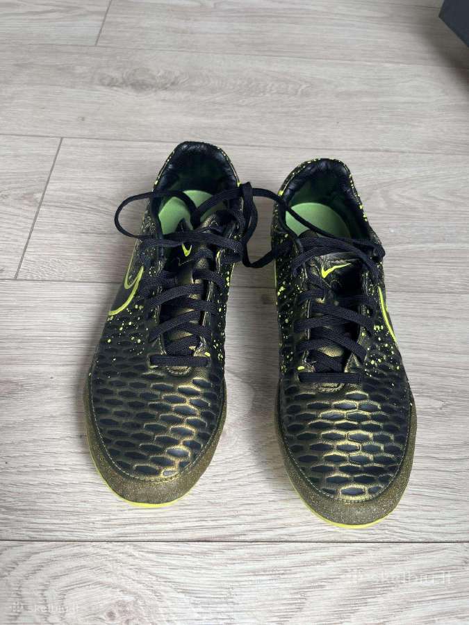 Futbolo bateliai Nike - nuotraukos Nr. 3