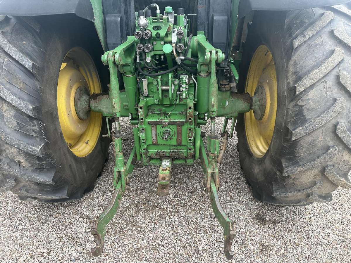 Traktorius john deere 6810 su krautuvu - nuotraukos Nr. 9