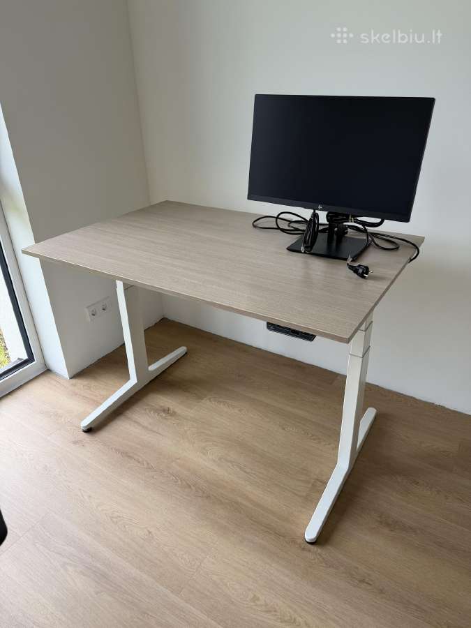 Pasikeliantis darbo stalas Royal Ahrend (premium)