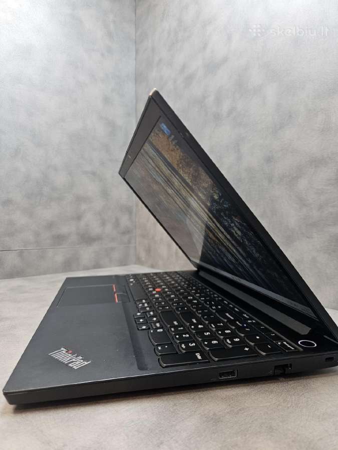 Lenovo Thinkpad E15/15.6"/i5-10210u/16r/256ssd - nuotraukos Nr. 4