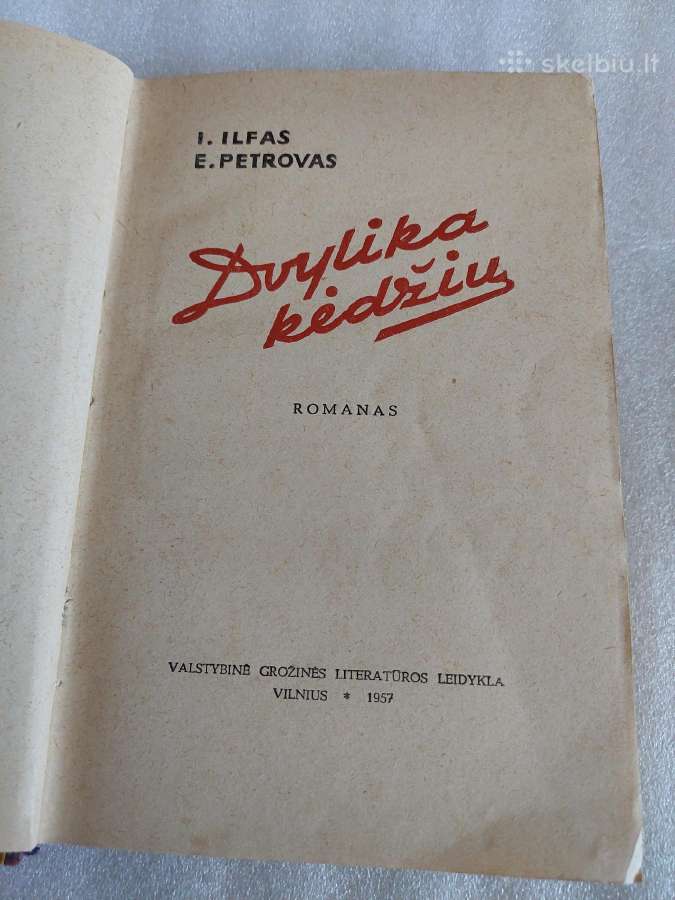 Dvylika kėdžių - nuotraukos Nr. 2